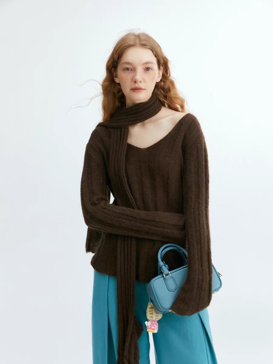 Striped ribbed knitted scarf sweater two-piece set