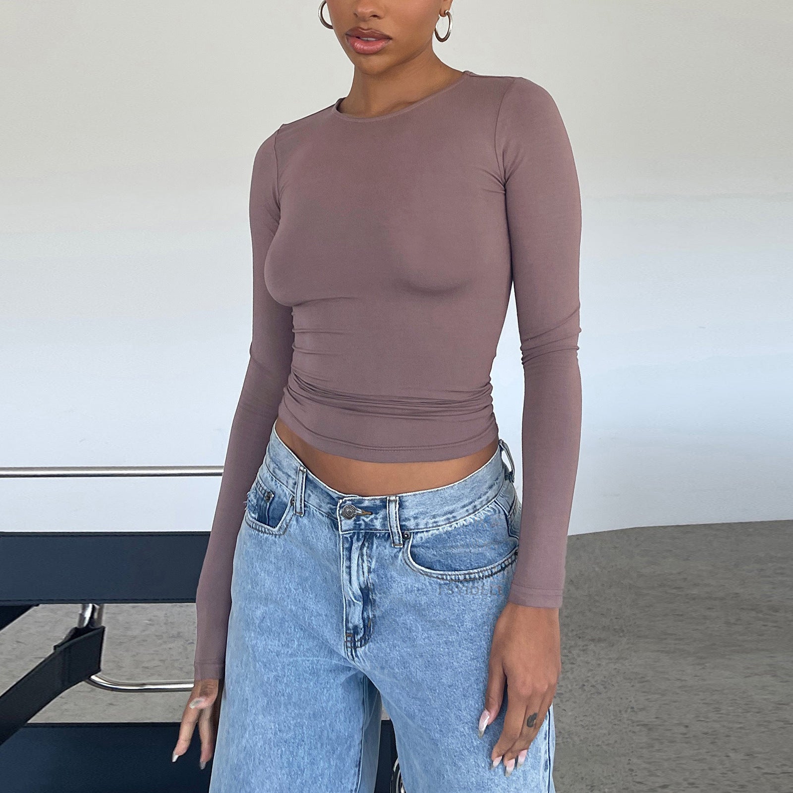 Solid color bottoming round neck slim fit long sleeve top T-shirt