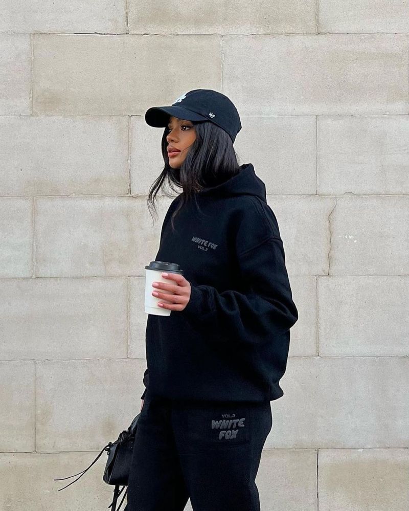 Long-sleeved hooded sweatshirt two-piece set