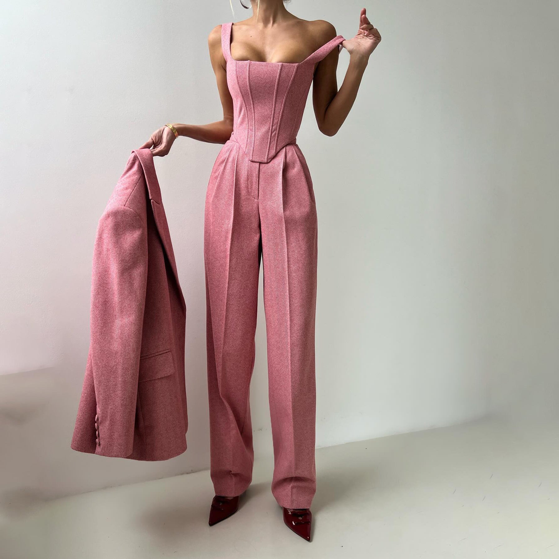 Solid color waisted fishbone straight shoulder suit three-piece suit simple and versatile commuting high waist trousers