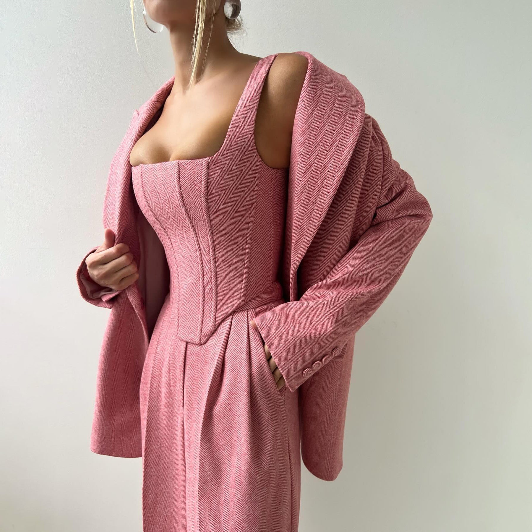 Solid color waisted fishbone straight shoulder suit three-piece suit simple and versatile commuting high waist trousers