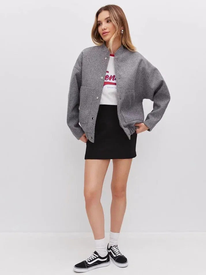Simple and versatile loose bomber women jacket with pockets